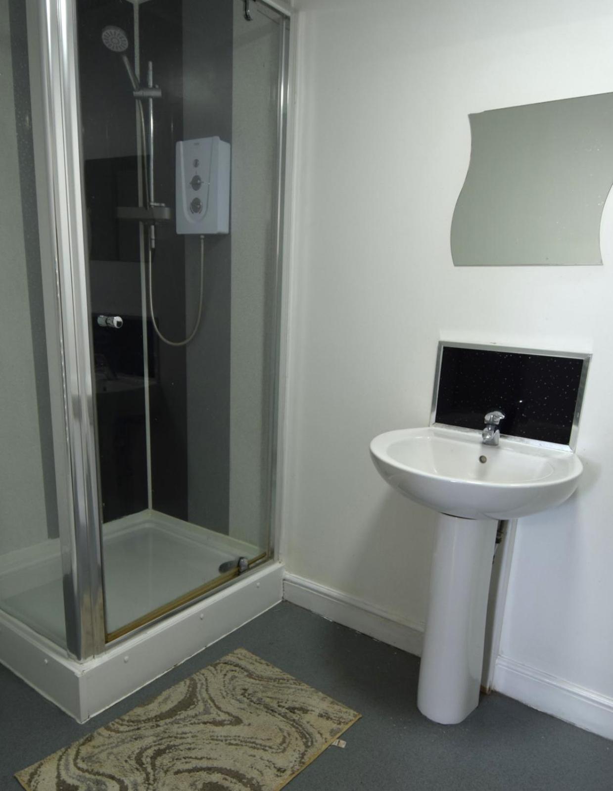 Oyo Victoria Apartments Middlesbrough Bagian luar foto